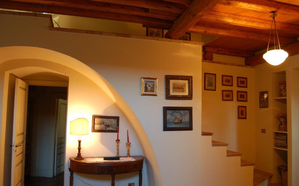 Relais De Charme - B&B Short Lets La Casa Di Francesca Sant'Agata Li Battiati Habitación foto